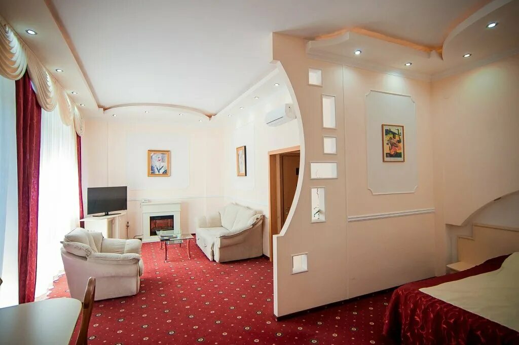 сутки трое симферополь