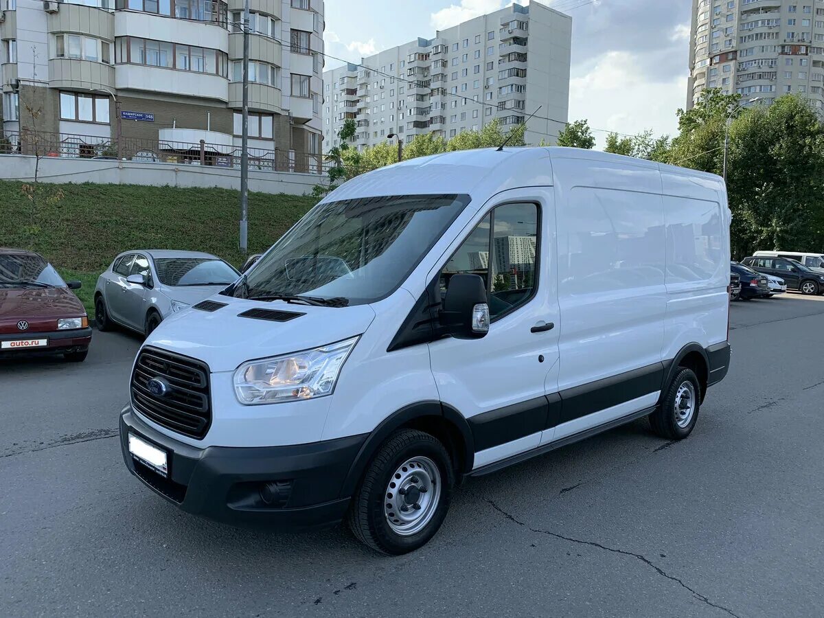 Купить форд цельнометаллический фургон. Ford Transit 2014. Ford Transit 2014 года. Ford Transit 2014 цельнометаллический. Белый Transit 2014.