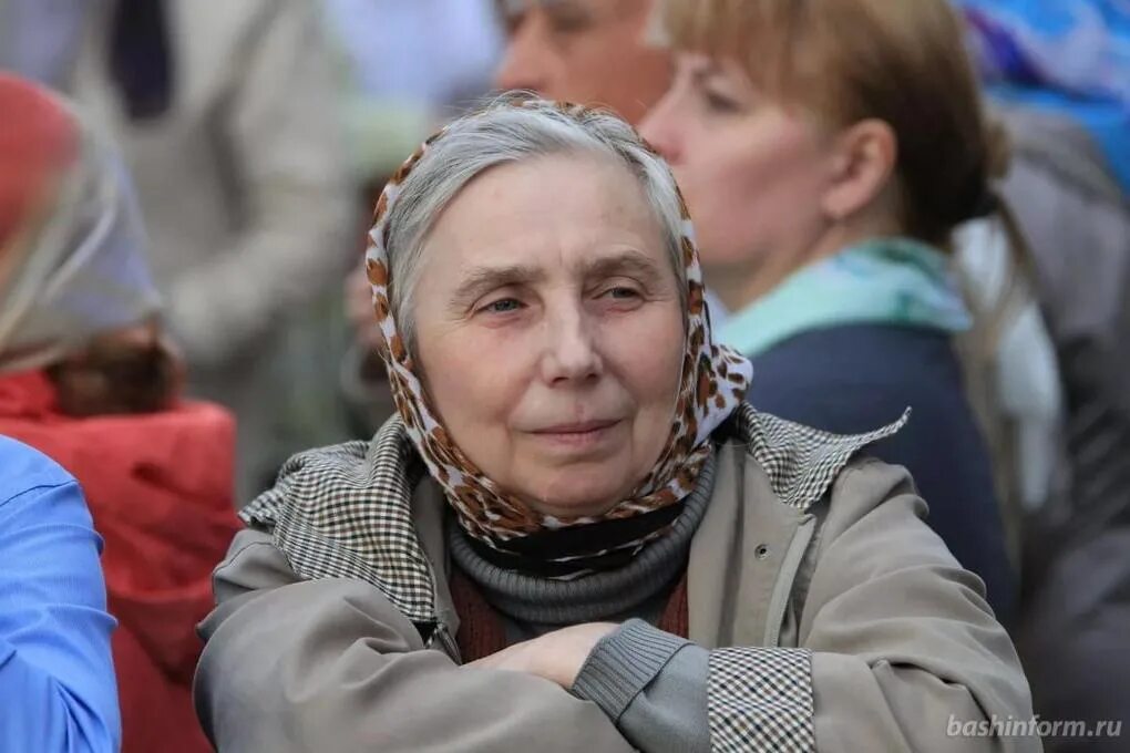 Свежие новости про пенсионный возраст. Прежний пенсионный возраст. Повышение пенсионного возраста реформа. Свежие новости про пенсионный возраст. Плакаты для пенсионеров.