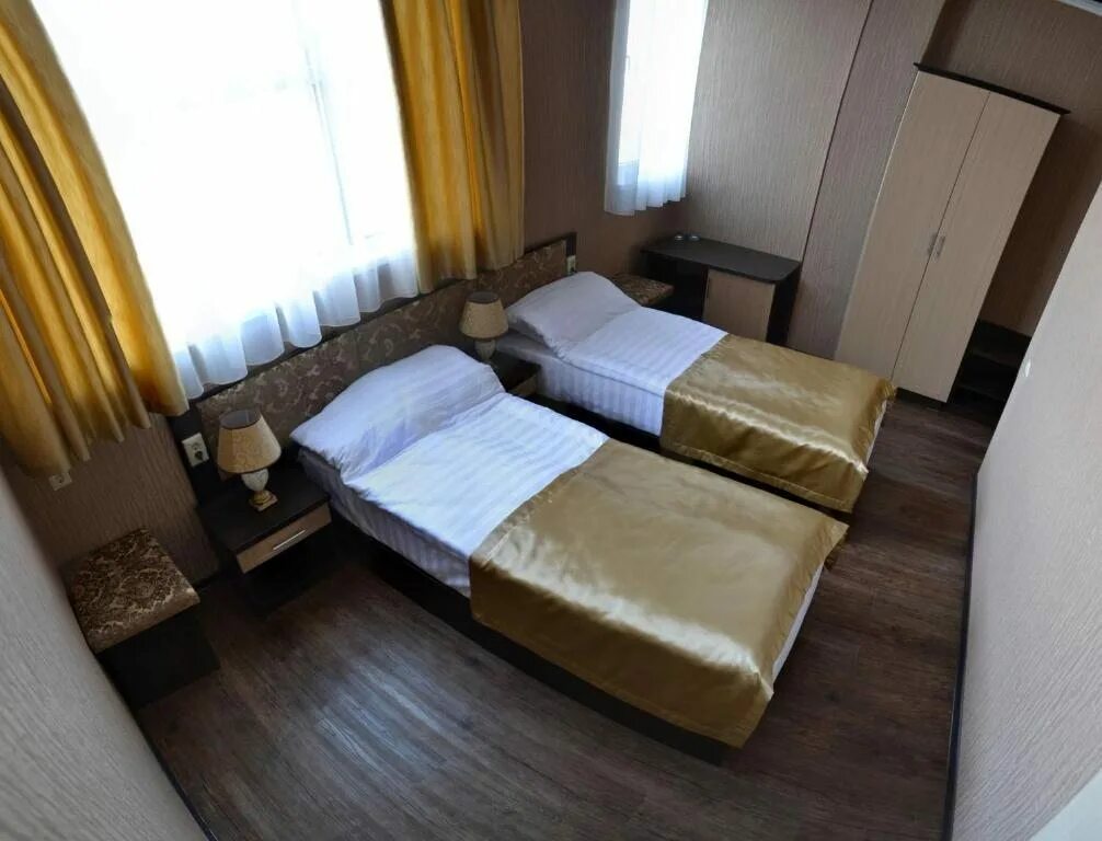 Геленджик отель водолей. Сауна водолей кировград. Водолей гостиница 2*. Гостиница водолей омск 11 чередовая. Гостиница водолей ессентуки.