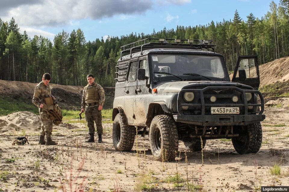 УАЗ Хантер военный. УАЗ Хантер в лесу. УАЗ для леса. Лесной УАЗ.