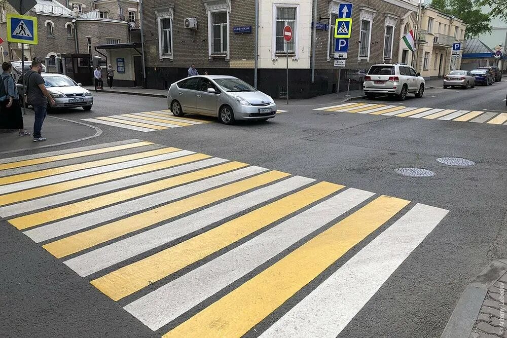 Дорожная разметка зебра 1. Разметка зебра. Зебра дорожная разметка. Зебра переход. Дорожная полоса.