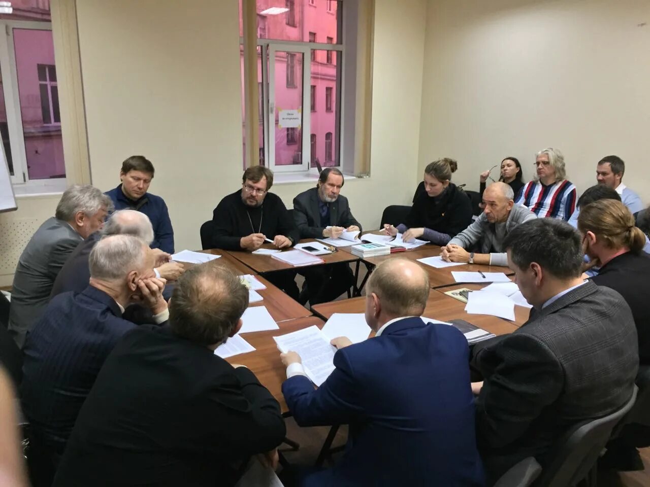 Совет федерации в кисловодске. Прокуратура кисловодска руководство. Рабочая группа по взаимодействию. Курбатов александр вячеславович кисловодск. Совещание.