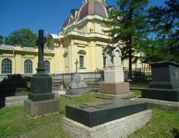 Комендантское кладбище. Комендантское кладбище в петропавловской крепости. Комендантское кладбище есипов. Комендантское кладбище. Комендантское кладбище.