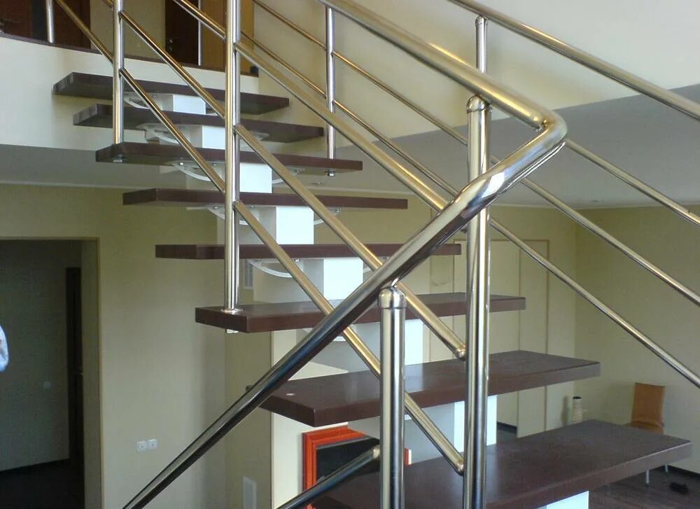 Лестница из нержавейки. Stainless steel perila. перила из нержавейки. лестничные ограждения из нержавейки. перила для лестницы из нержавейки.