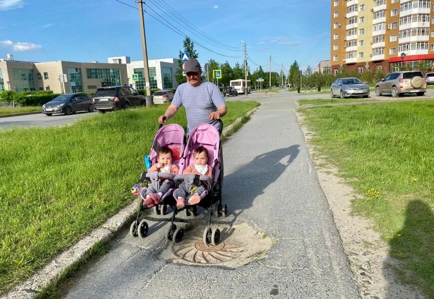 многодетный капитал 2024. материнский капитал на 3 ребенка. счастливая многодетная семья. подросток в многодетной семье картинки. многодетный капитал 2024.