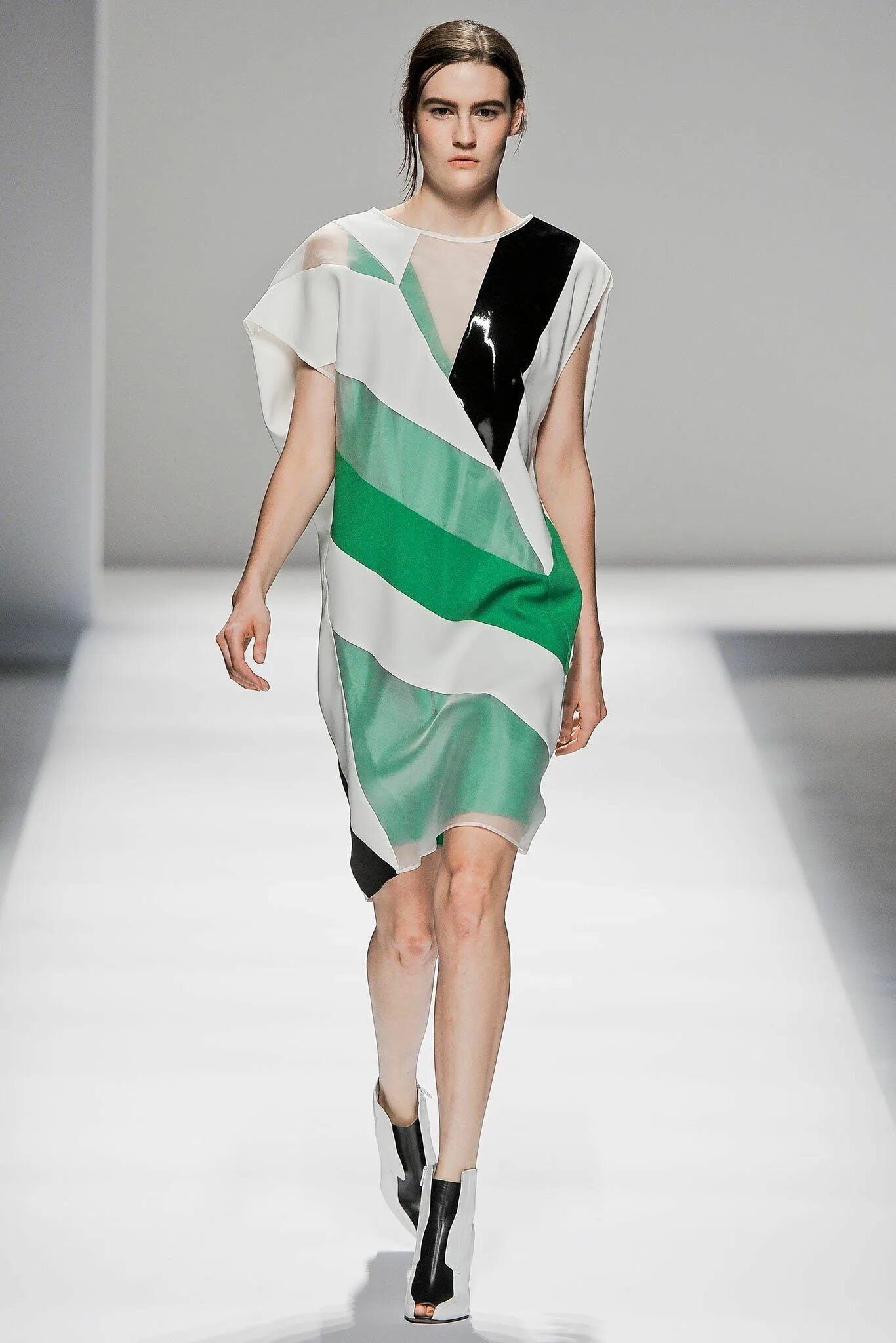 Одежда sportmax. Sportmax code платье duccio. Платья sportmax в 2022. Одежда sportmax. Sportmax 2013.