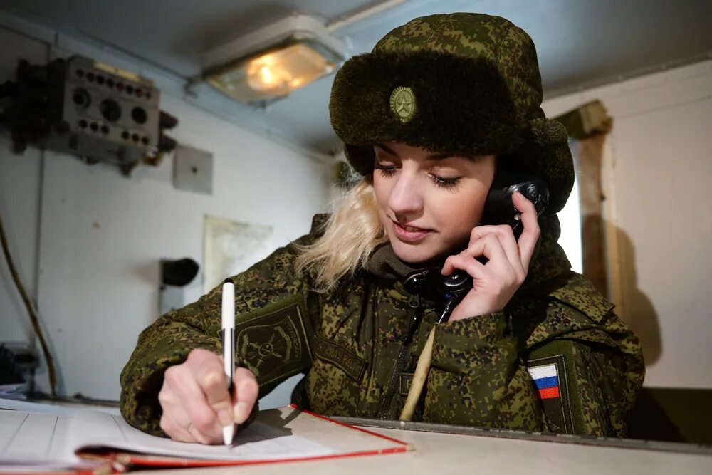 Хочу быть военнослужащей