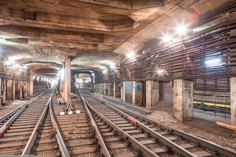 Фотографию станции. Тоннель метро Сокол. Станция Сокол метро 2033. Тоннель метро Партизанская. Оборотный тупик метро станция Сокольники.