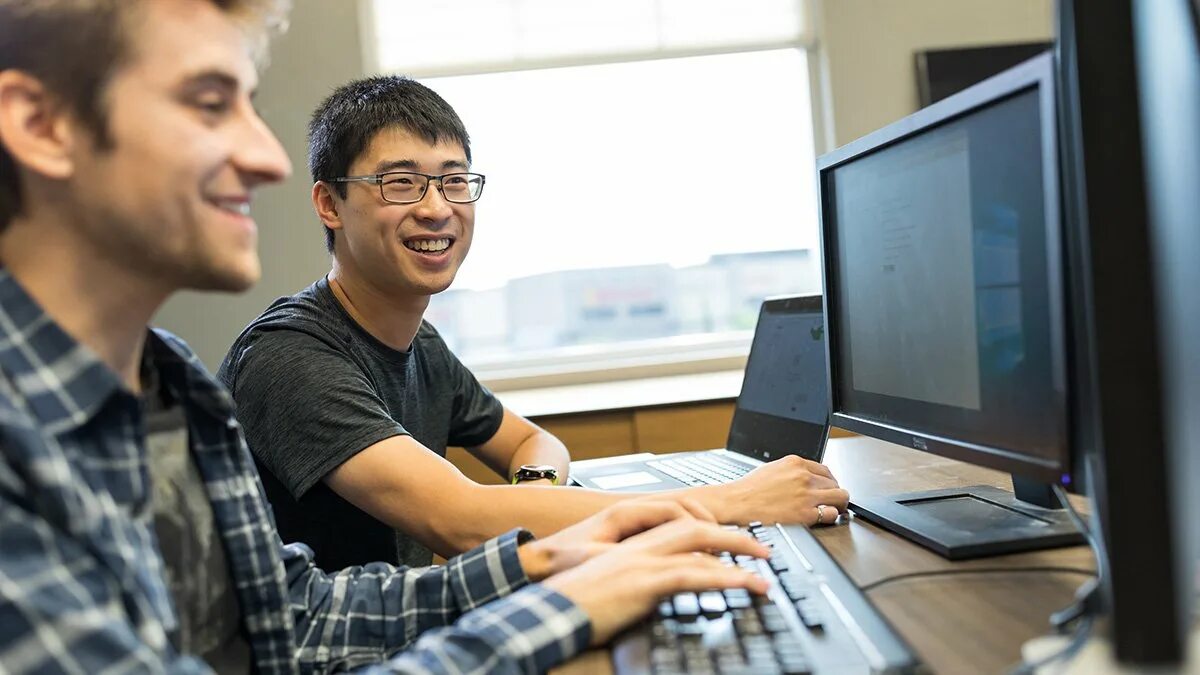 Her are engineers. Computer Science and software Engineering. Софтвер инженер кто это. Аватарка Computer Science Engineer. Full Stack Engineer.