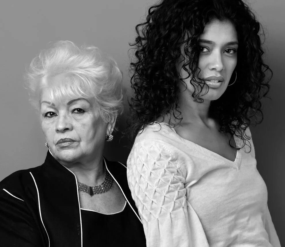 Мадиссон новосибирск. Redoxa mother mine mother mine 1. Настасья скотт. Mother redoxa comics. Как выглядит меть фото.