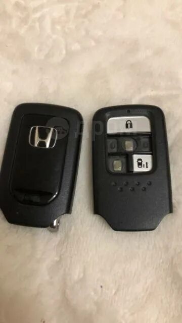 Смарт ключ хонда фрид. Ключ honda stepwgn. 72147-szw-j72. Honda stepwgn rp3 smart key. Ключ хонда степвагон 2019.