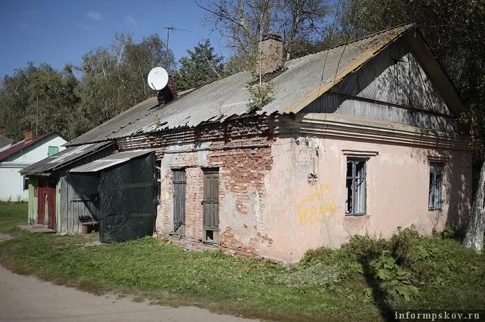 Погода в гатчинском районе новый учхоз. Учхоз псков. учхоз село. учхоз таромское. учхоз гатчинский район.