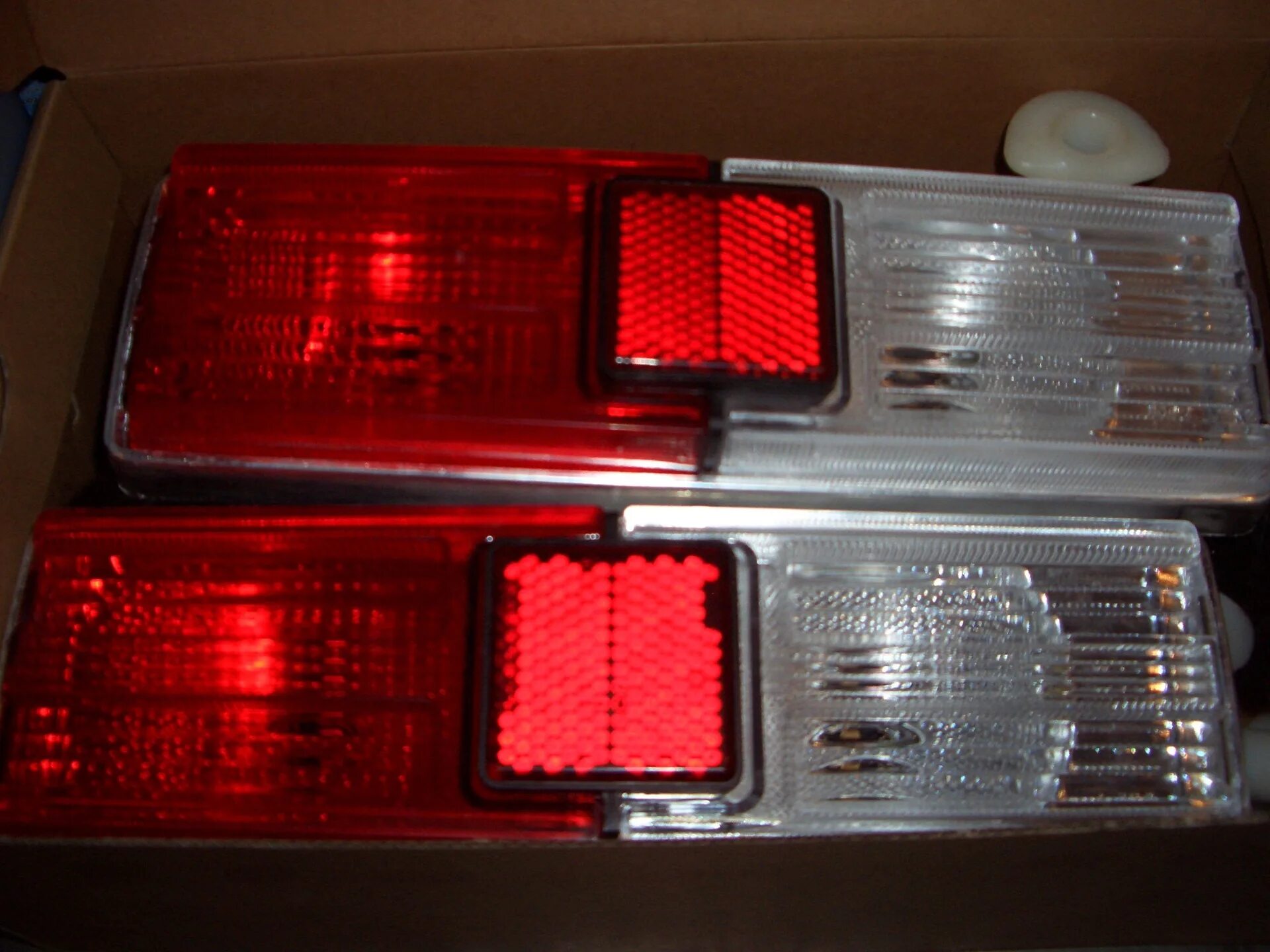 Купить на озон задний фонарь. Задние фонари на ВАЗ 2101 диодные. Задние фары ВАЗ 2101. Задние фонари ВАЗ 2101 led. Диодные задние фары ВАЗ 2101.