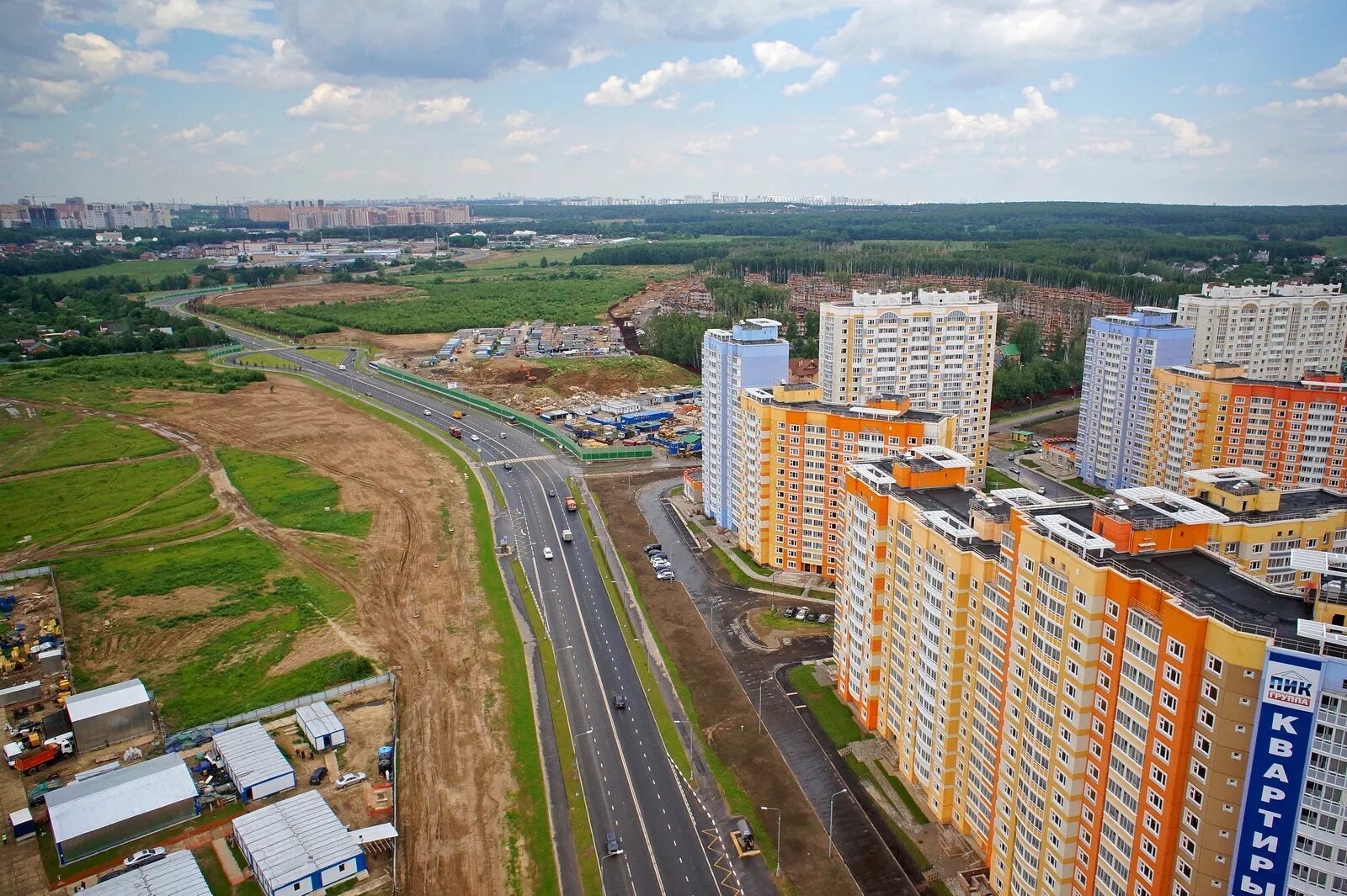 Москва ТИНАО поселение Коммунарка. Южное Бутово Коммунарка. Поселок Коммунарка Московская обл. Поселок Коммунарка новая Москва. П новое московская область