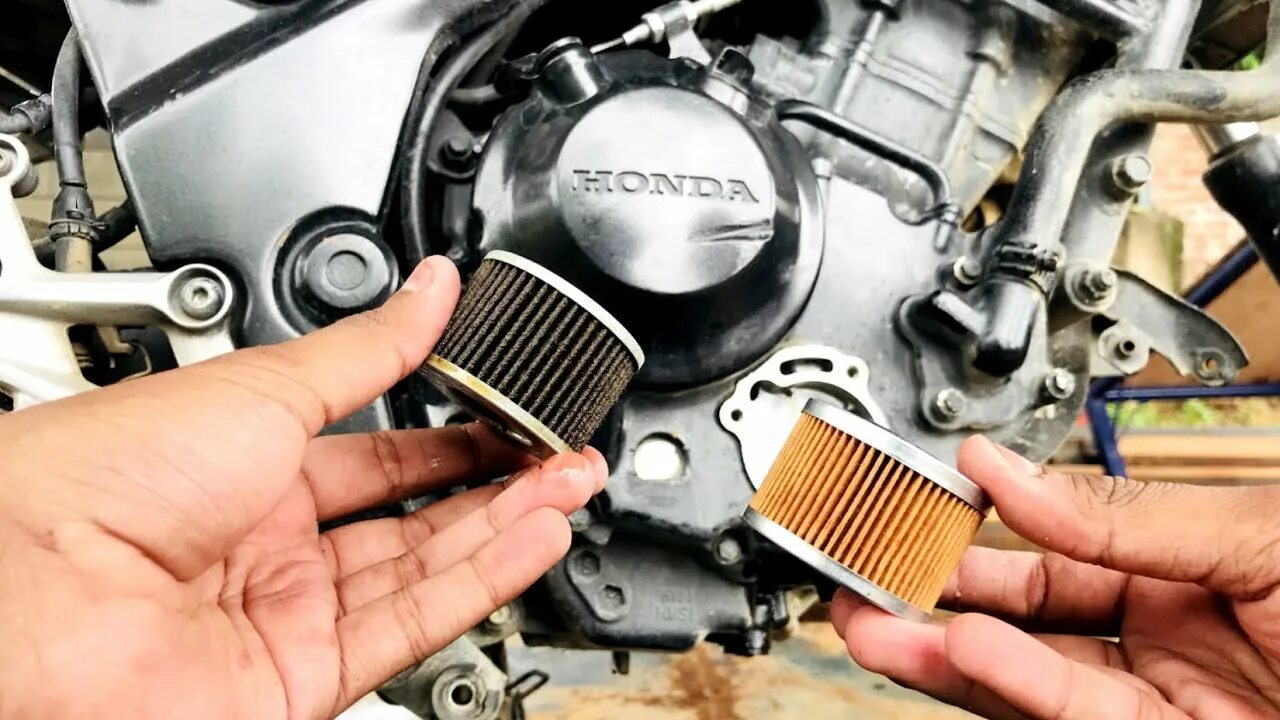 Уровень масла мотоцикл. Change Oil Filter Oil. Oil Filter change scenario.