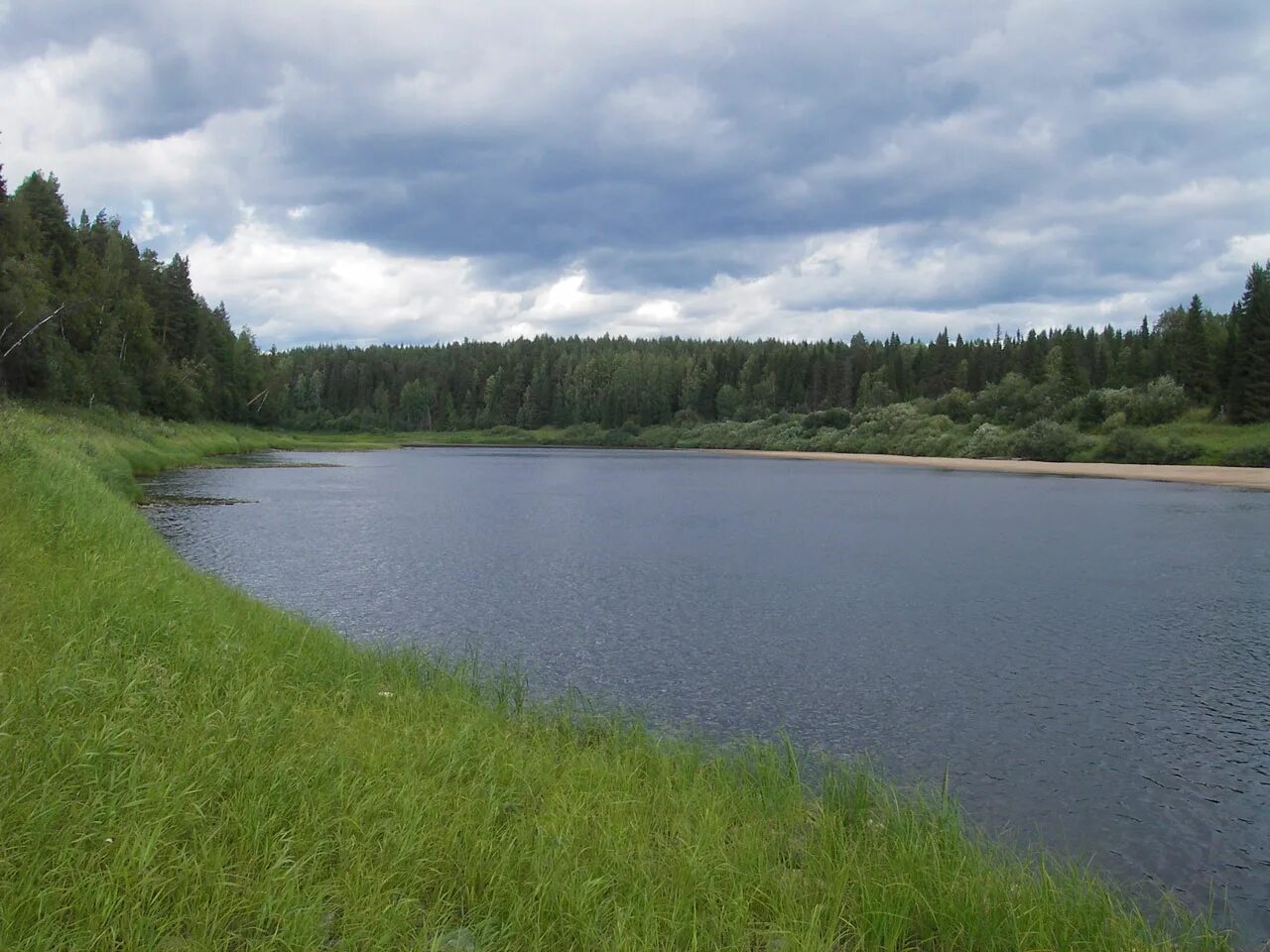 Река выя. Река Пинега. Река выя Свердловская область. Река выя Архангельской области.