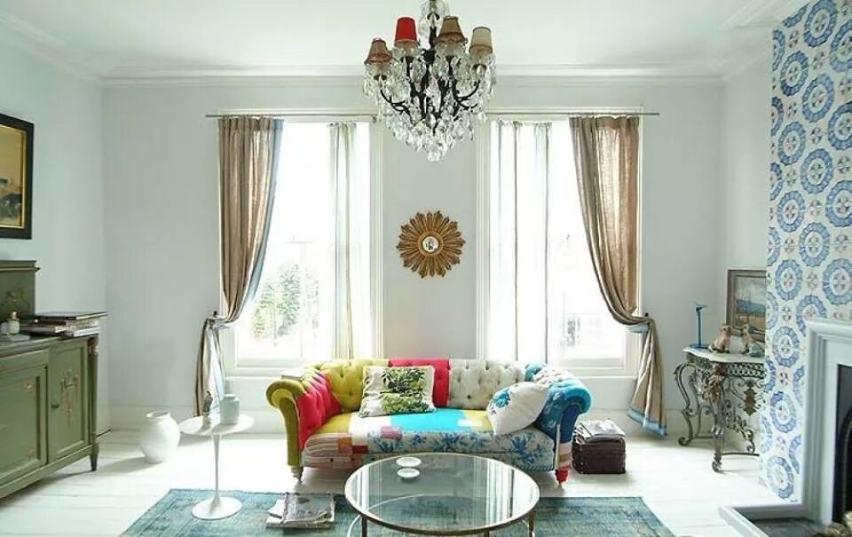 Шторы в классическом интерьере. Как оформить два окна на одной стене. Шторы на маленькое окно в гостиную. Как оформить два окна на одной стене. Шторы на окна с простенком.