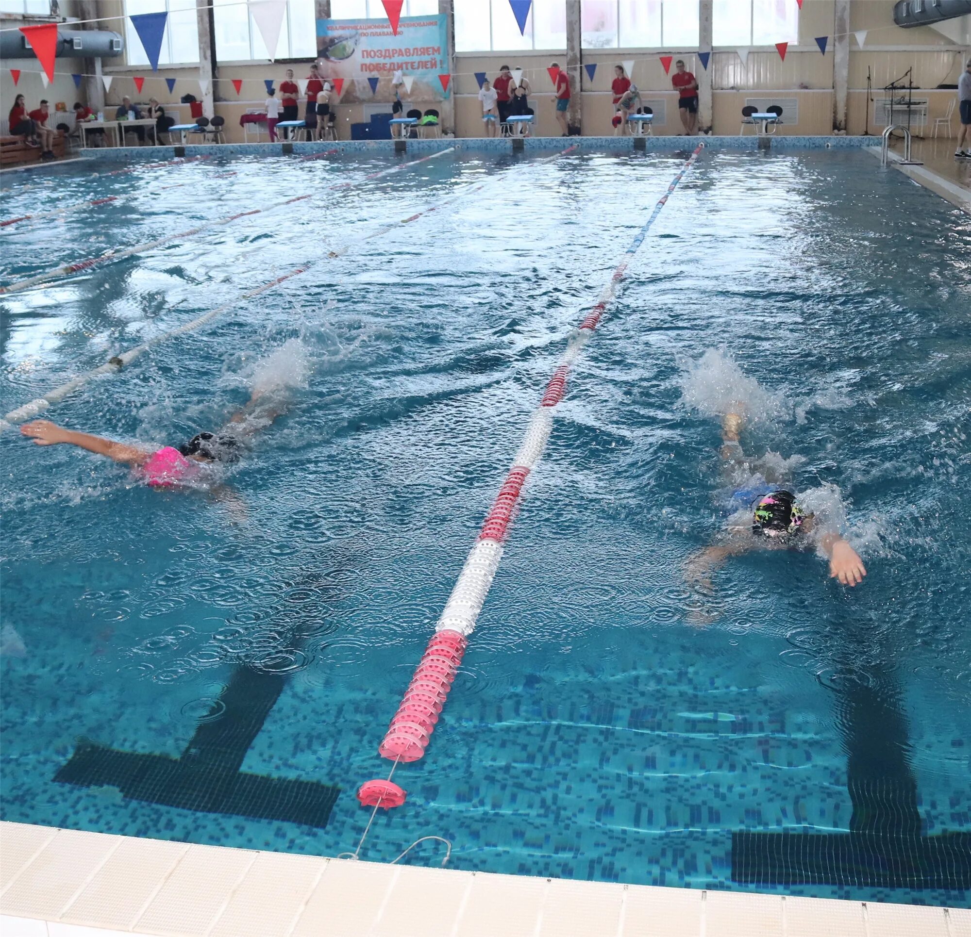 Сайт города алатыря фск. Дворец молодёжи екатеринбург бассейн. Бассейн алатырь чувашия. Тренер в бассейн фск. Бассейн алатырь чувашия.