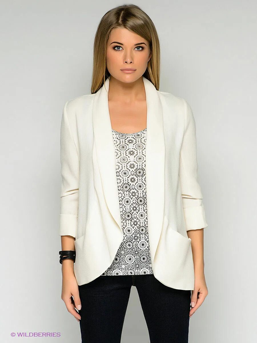 пиджак женский. белый пиджак женский. белый пиджак на новый год. белый пиджак мужской на высоком человеке. белый пиджак.