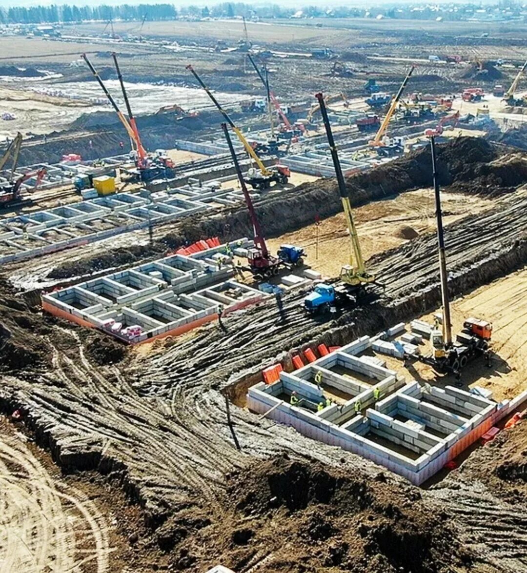 Российский ход строительства. Инфекционная больница в новой москве голохвастово. голохвастово больница коронавирус. стройка новой больницы. начало строительства.