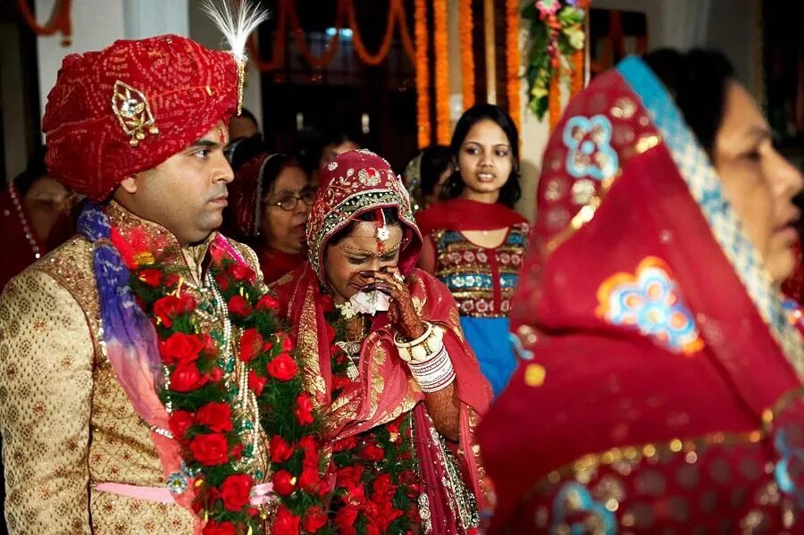 Индийская свадьба. Свадьба в Индии. Индусская невеста. Первая брачная ночь в Индии.