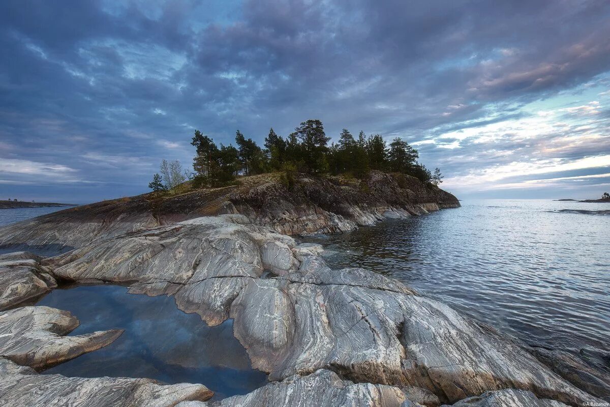 Ладожские шхеры ладожское озеро. Озеро песчанное карелия. Станция метро ладожская санкт-петербург ладожский вокзал. Ладожские линии. Ладожские шхеры лахденпохья.