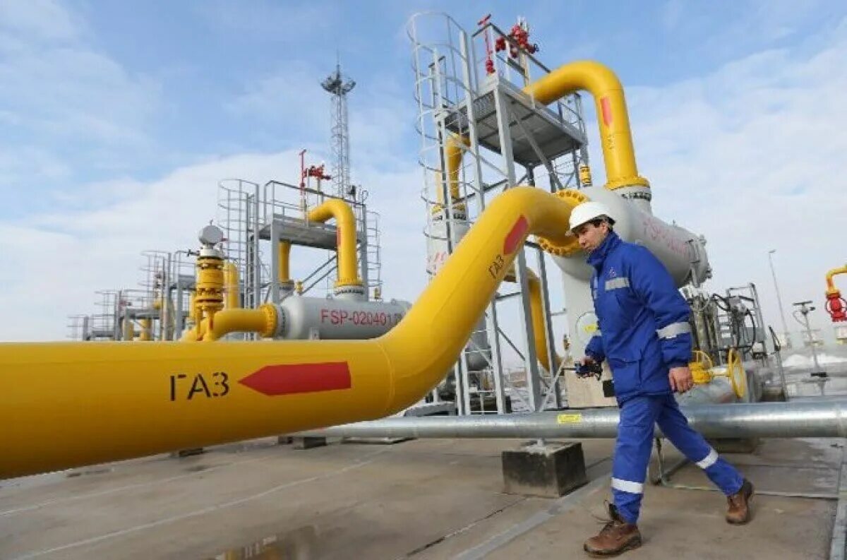 Уральск газ и нефть. Газовая труба. Газовый трубопровод. Сжиженный ГАЗ Казахстан. Газификация Казахстана.