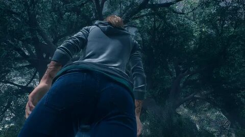 Sarah en lingerie au coin du feu 