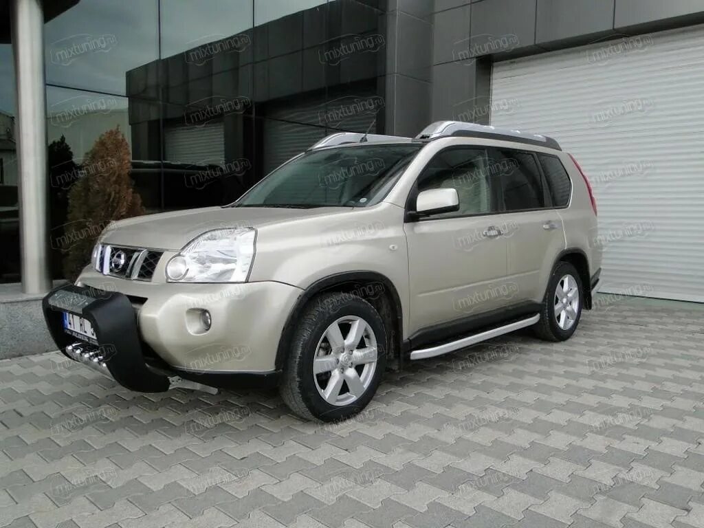 Пороги ниссан х трейл т31. Подножки x Trail t31. Nissan x-Trail t31 2008. Пороги для Nissan x-Trail t31. Ниссан x Trail t31 пороги.