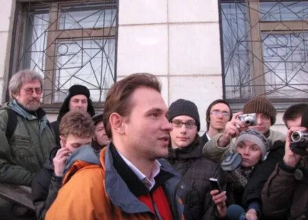 Март суды