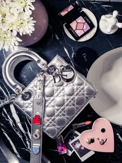 Телефоны dior