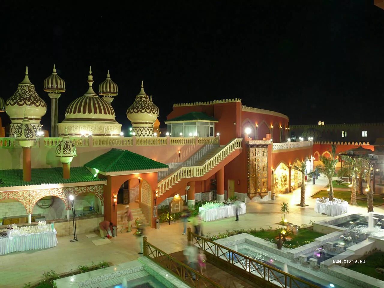 Alf leila wa leila resort. Дворец 1001 ночь в хургаде. albatros alf leila wa leila 4*.