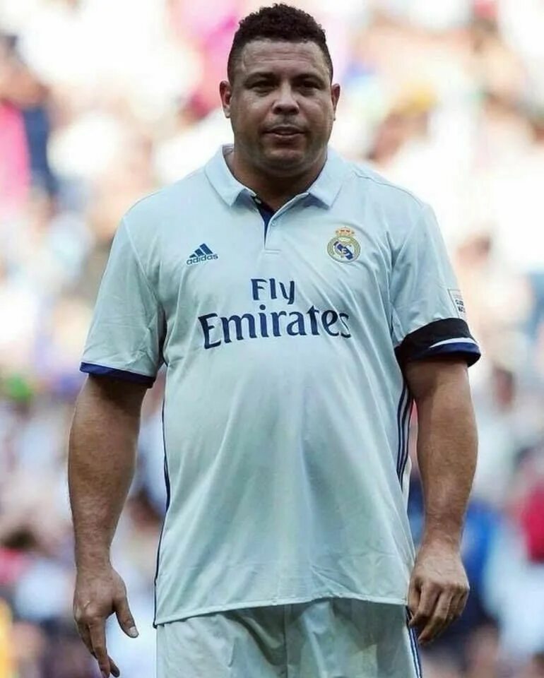 роналдо луис назарио де лима. роналдо зубастик. криштиану роналду зубастик. роналдо бразилец зубастик. роналдо луис назарио де лима.