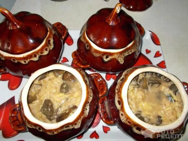 белорусская бабка в аэрогриле в горшочках. картофельная бабка в горшочке. белорусская картофельная бабка. белорусская кухня картофельная бабка. бабка в горшочке с куриной ножкой.