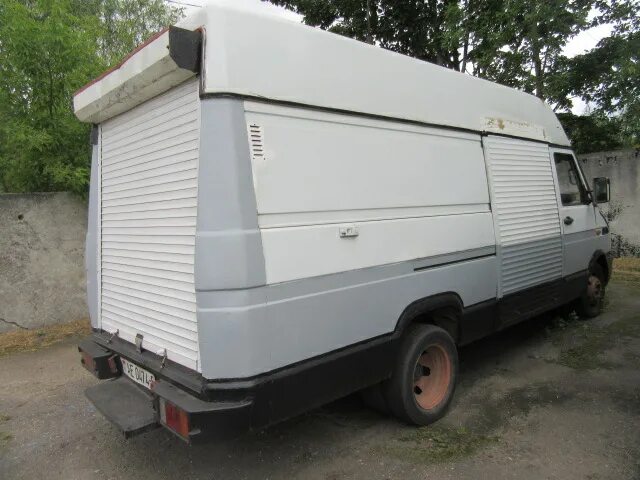 Iveco Turbo Daily 35-10. Ивеко Дейли 1997. Iveco Turbo Daily 35 10 1882. Ивеко 35-10, 1991 год. Турбо дейли