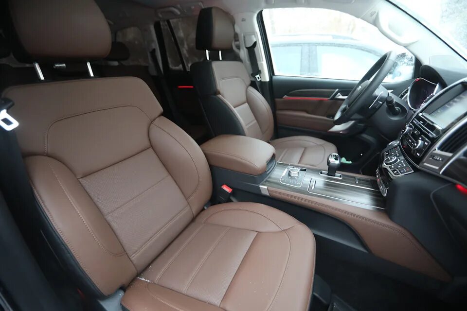 Сидения хавал джулиан. Haval h9 2025 салон. haval h9 i рестайлинг салон. хавал н9 коричневый салон.