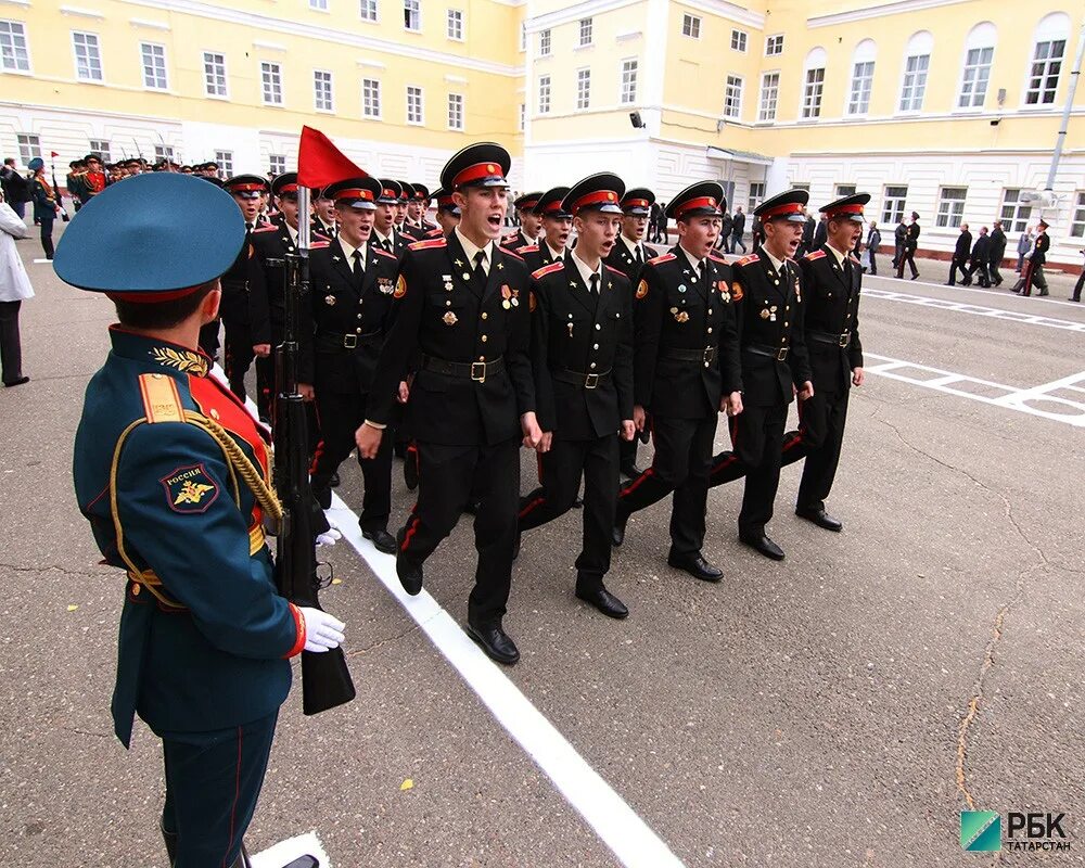 Суворовцы Казанского училища в Санкт Петербурге. Выпуск Казанского СВУ 1990. Начальник Казанского Суворовского училища. Сайт казанский суворовское училище