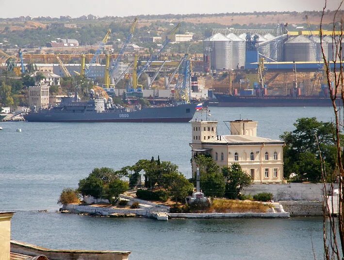 Военный госпиталь севастополь. Военно-морской госпиталь Севастополь. Госпиталь Севастополь 1472 военно-морской клинический. Севастопольский госпиталь Черноморского флота. Военно морской госпиталь Пирогова Севастополь.