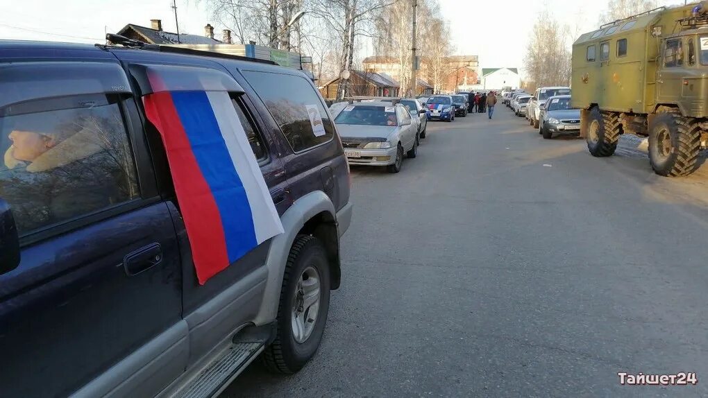 Пожарные тушат пожар. Новости в тайшете тайшет 24 сегодня происшествия. Новости в тайшете тайшет 24 сегодня происшествия. Тайшет тайшет 24. Пожарные тушат пожар.