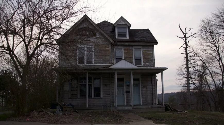 Особняк с привидениями (2003). Как называется страшный дом. Старый дом в америке. Как называется страшный дом. Как называется страшный дом.