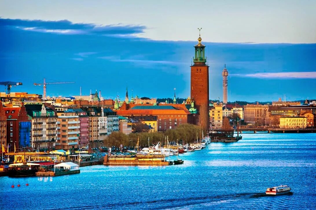 Швеция столица какой страны. Швеция Стокгольм. Стокгольм столица. Швеция достопримечательности Стокгольма. Стольгом столица Швеции.