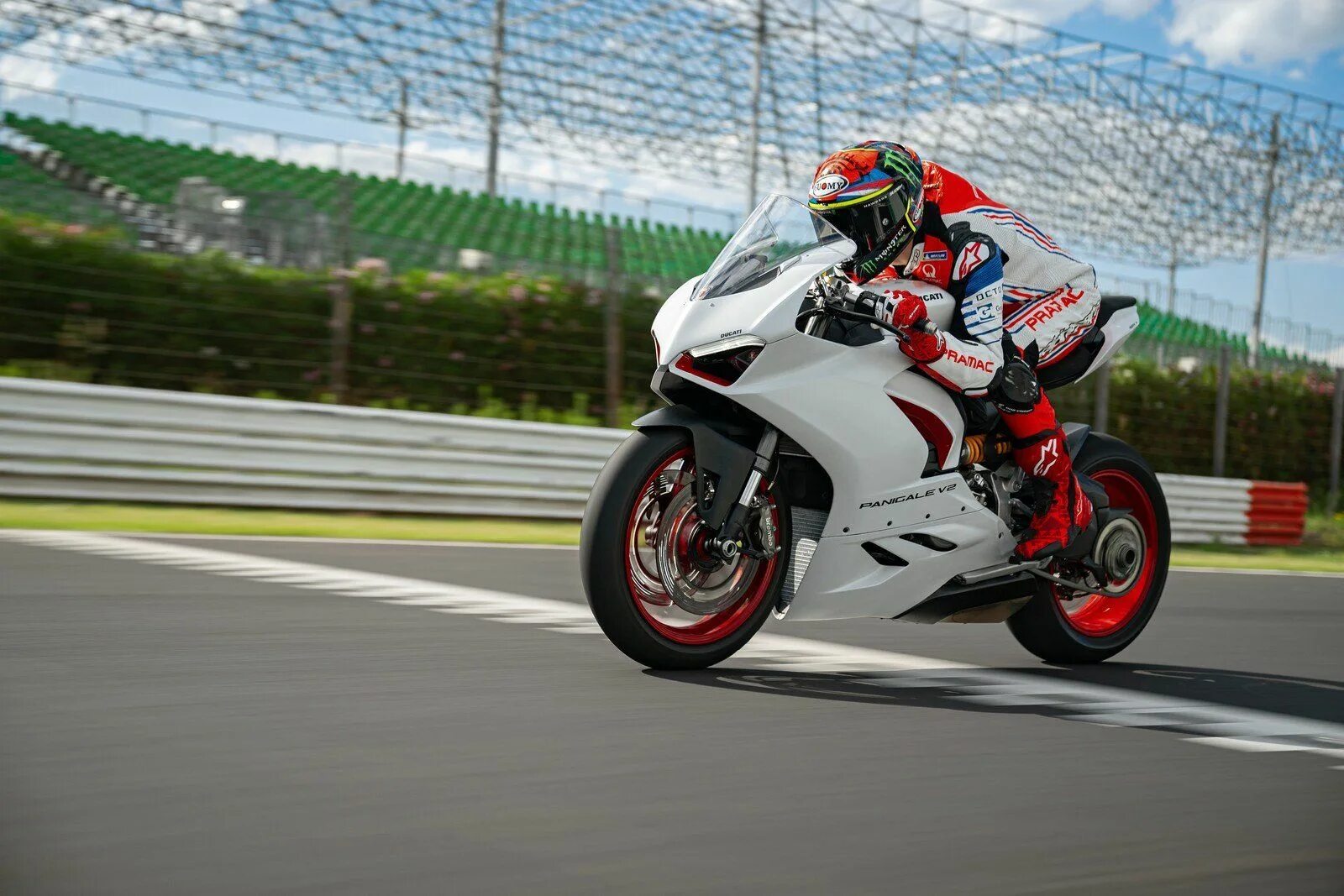 Дукати Panigale v2. Мотоцикл Ducati Panigale v2. Ducati Panigale v2 белый. Ducati Panigale v2 White Rosso.