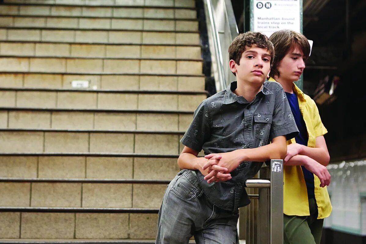 Been is a little boy. Тео Таплитц. Майкл Барбиери. Little man фильм 2016. The schoolboy фильм 2015.
