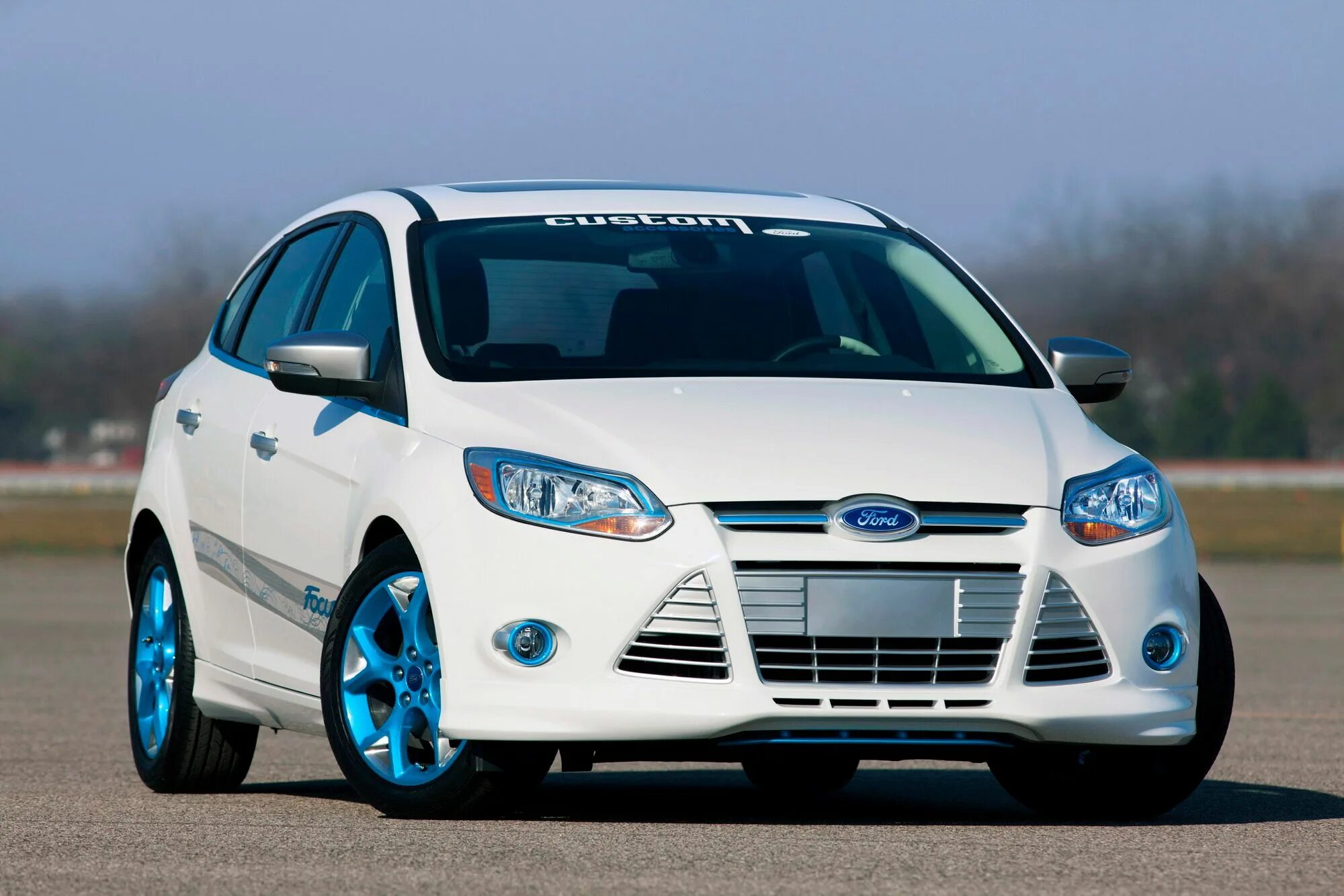 Форд фокус хлопок. Ford Focus 2012 Tuning. Форд фокус 3. Ford Focus 2011. Форд фокус 2.