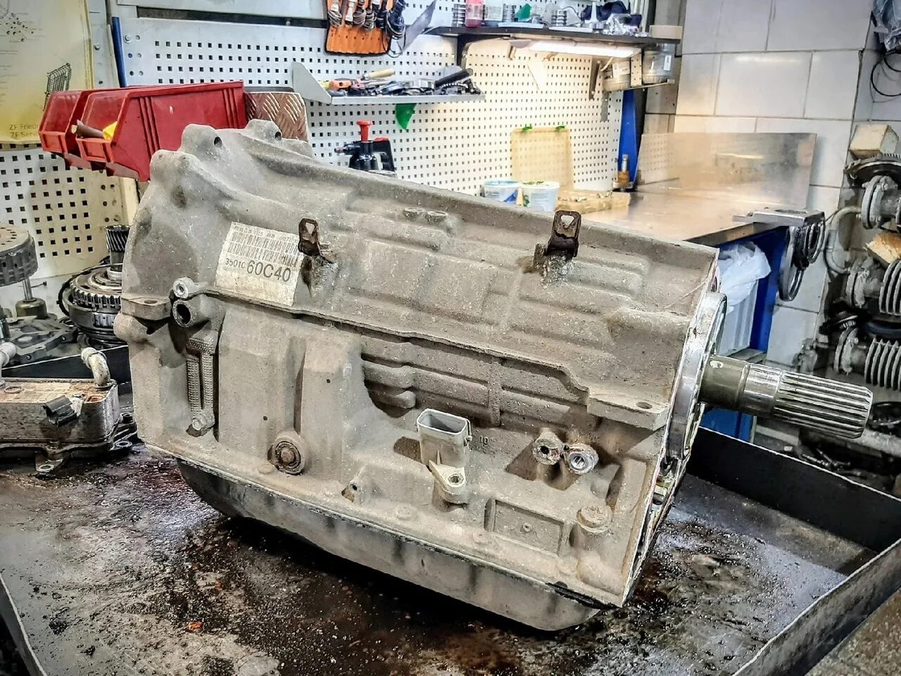 Lc200 акпп. Акпп ленд крузер 200. aisin a750f. aisin a750f вес. акпп a750 фишка.