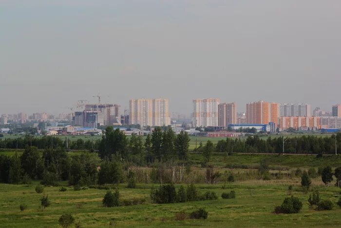 Пулковский парк санкт-петербург. Город пулковская. Церковь рождества христова пулковский парк. Парк на пулковском шоссе. Пулковский парк городов героев.