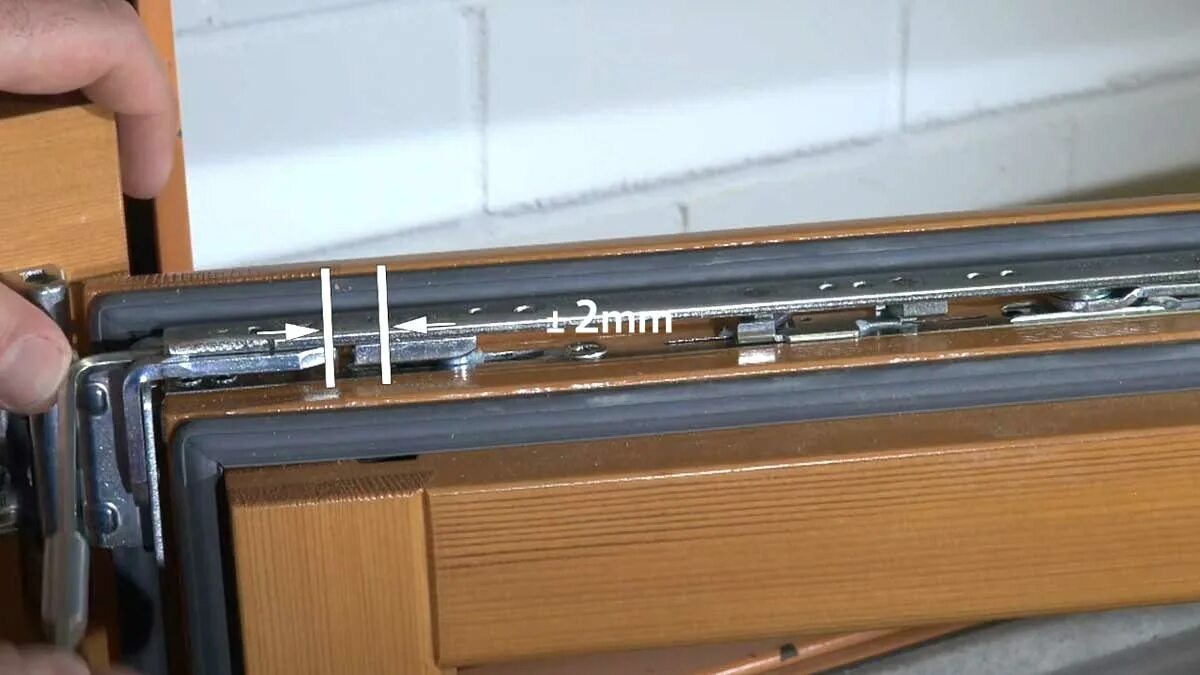 регулировка деревянных окон