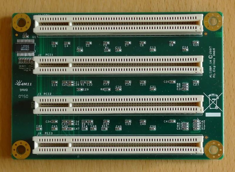 Pci definition. Слот шины PCI. Слоты расширения PCI. PCI шина 3. PCI (peripheral component Interconnect).