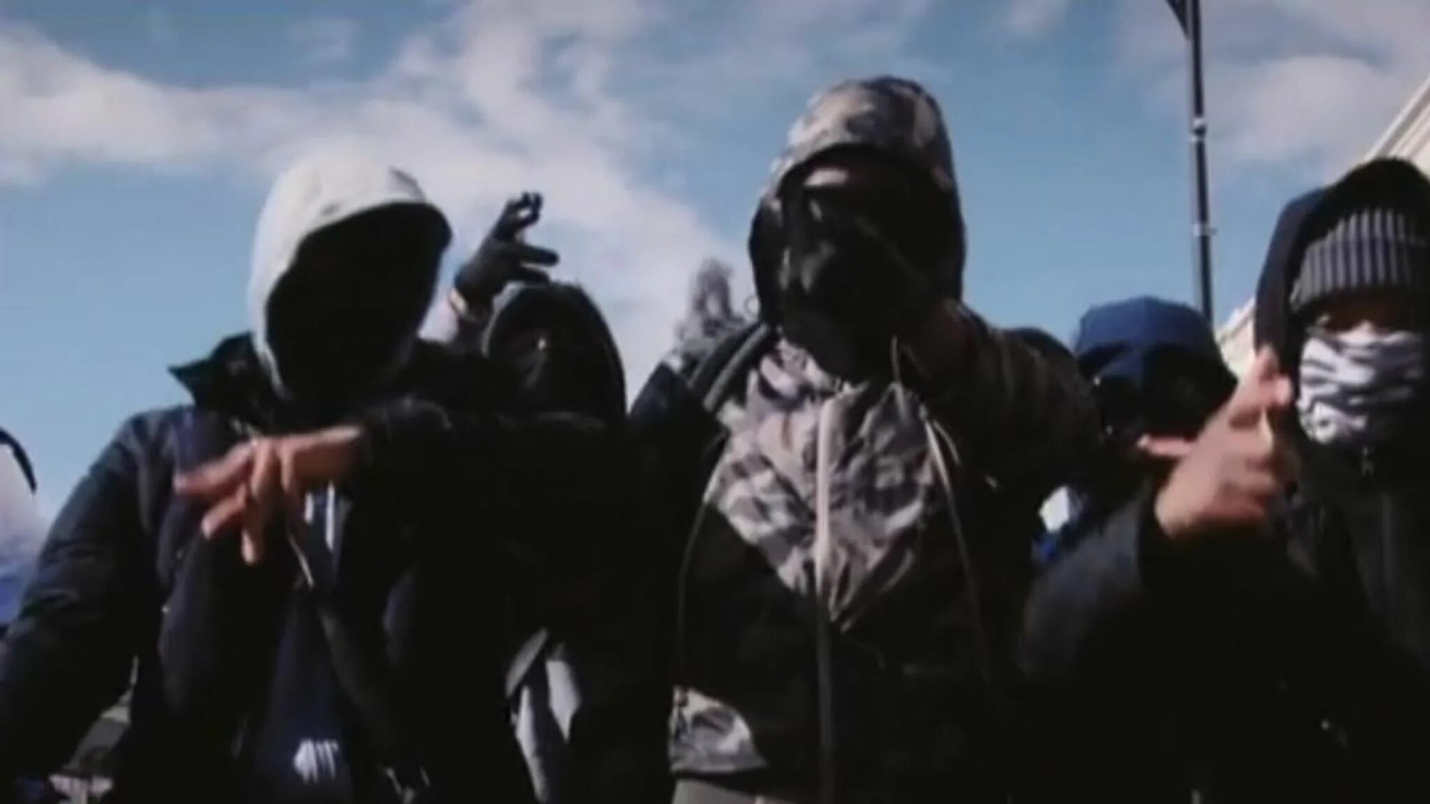 Kay flock outfit. Вуди танцует дрилл. Гиф дрилл танец. Drill gang. La la drill.